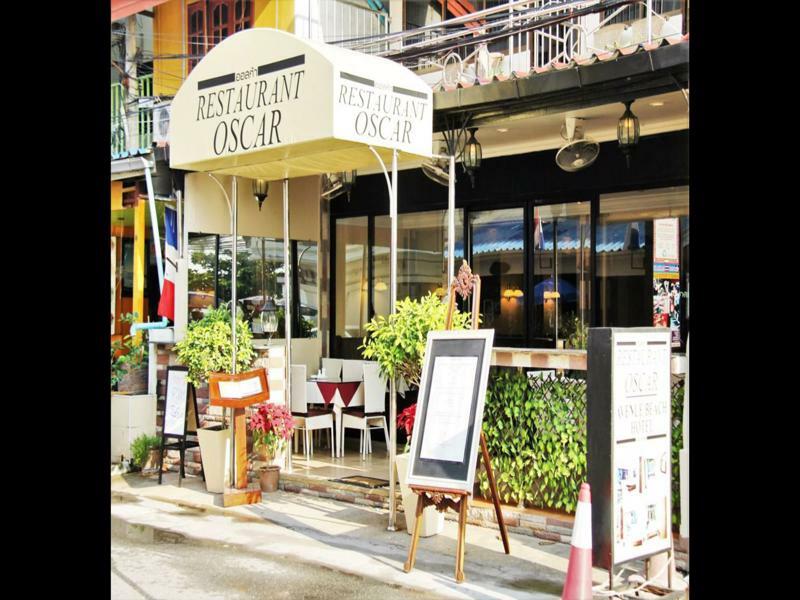Avenue Beach Hotel Jomtien Exterior foto
