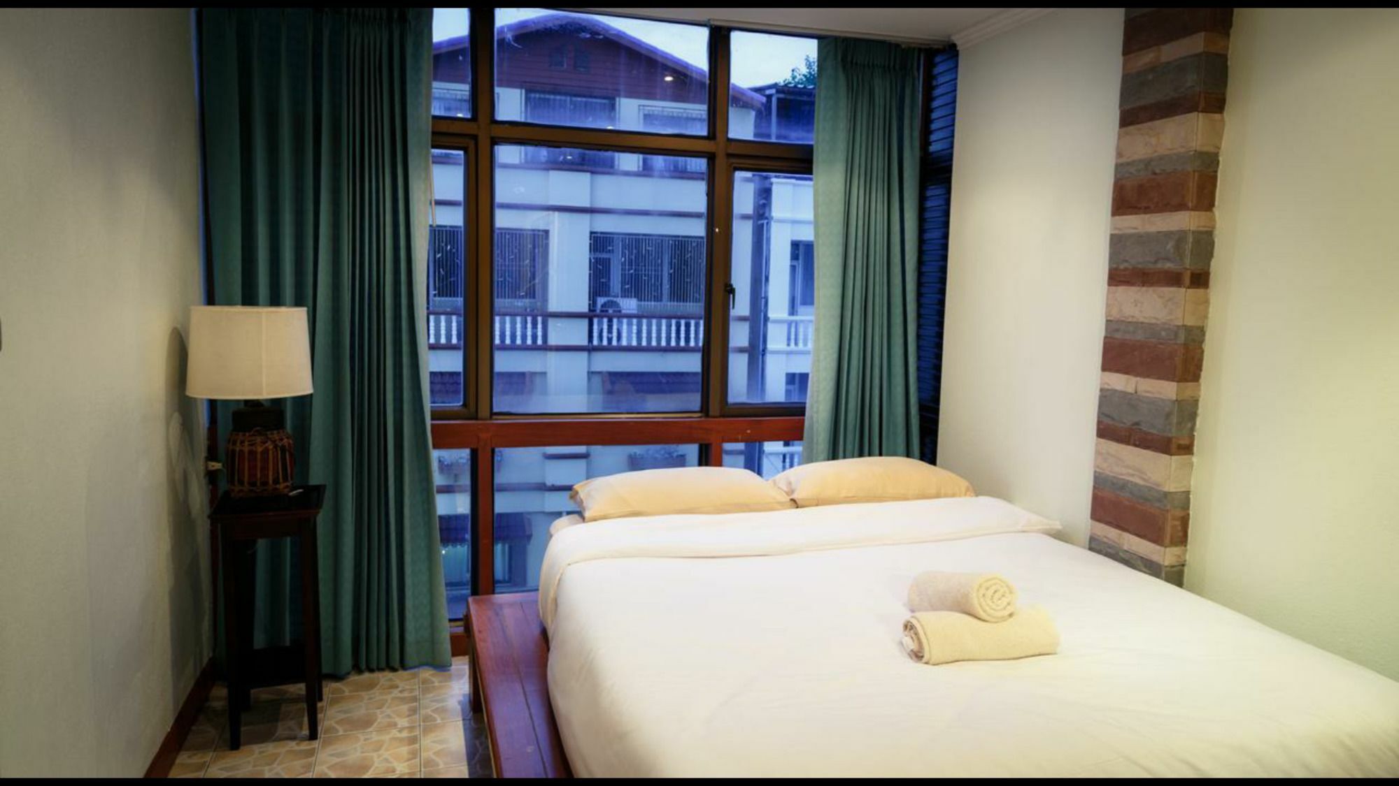 Avenue Beach Hotel Jomtien Exterior foto